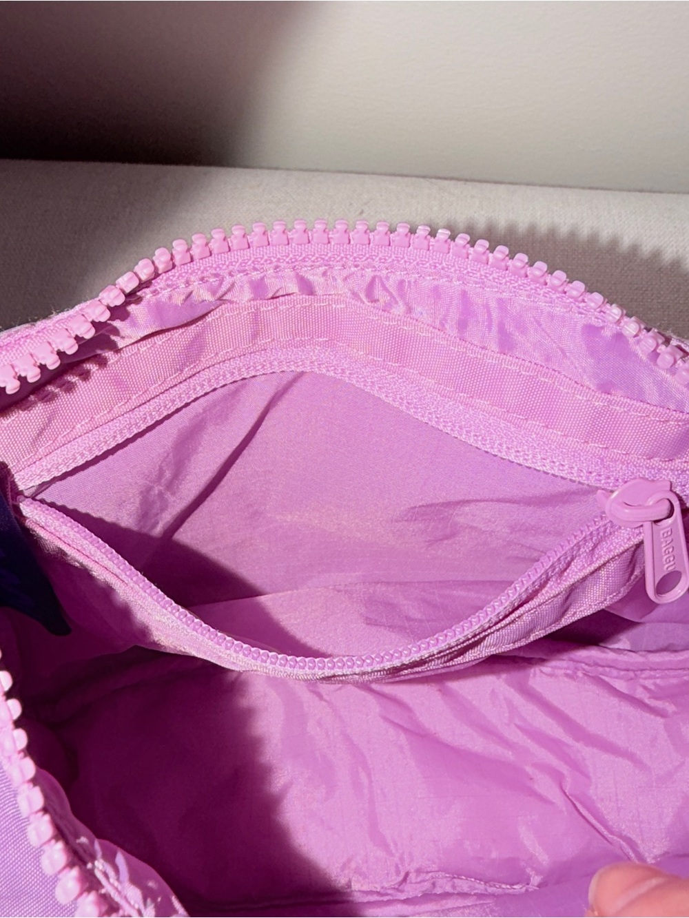 BAGGU Women’s Pink Shoulder Bag - Picture 9 of 9